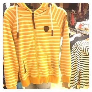 Wanakome jacket, pretty thick-size Medium